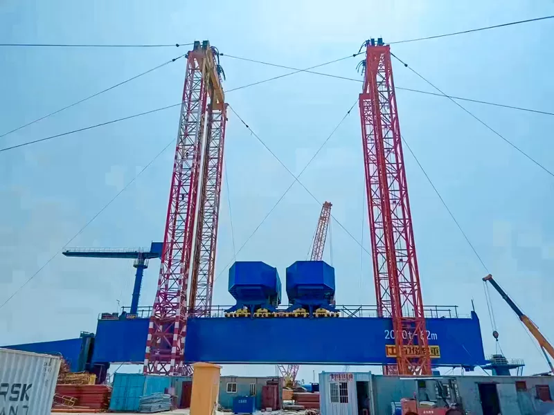 2000t goliath gantry crane installation